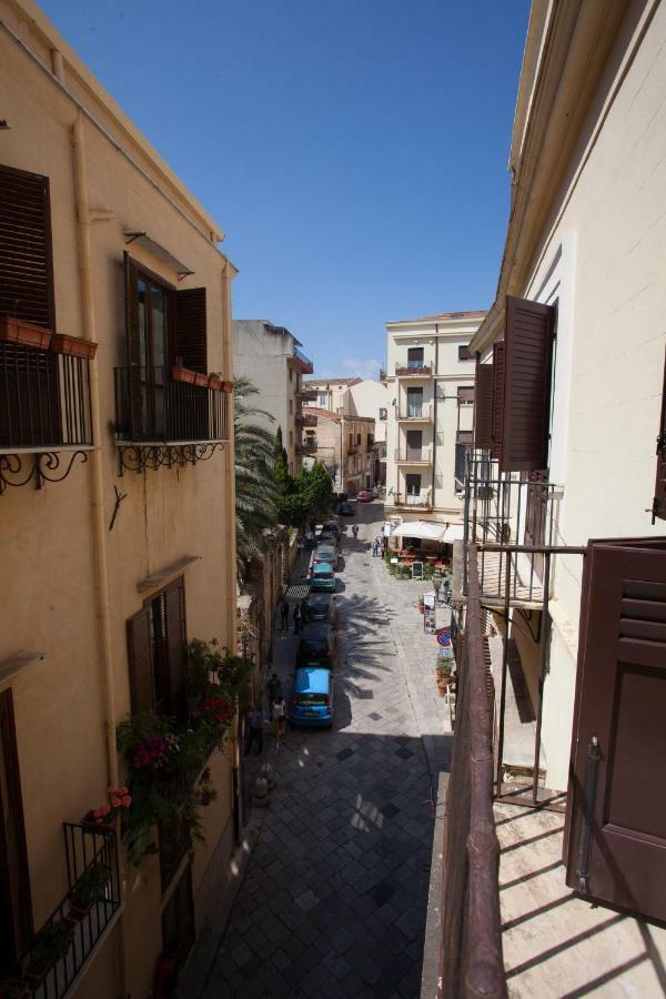 פלרמו Il Sonno Dei Giusti Apartment By Domusicily מראה חיצוני תמונה