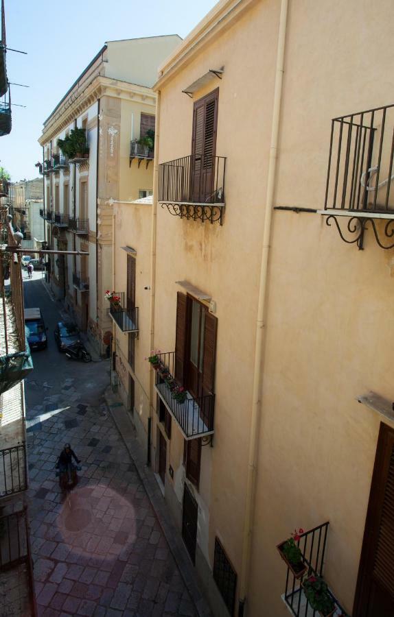 פלרמו Il Sonno Dei Giusti Apartment By Domusicily מראה חיצוני תמונה